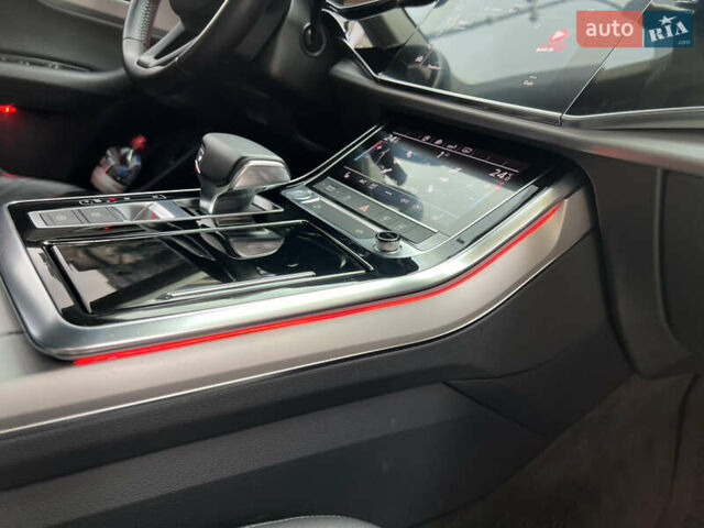 Ауди Q8, объемом двигателя 2.97 л и пробегом 190 тыс. км за 47500 $, фото 12 на Automoto.ua