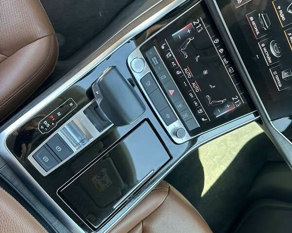 Ауді Q8, об'ємом двигуна 3 л та пробігом 49 тис. км за 56999 $, фото 11 на Automoto.ua