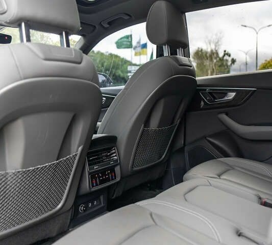Ауди Q8, объемом двигателя 3 л и пробегом 200 тыс. км за 45900 $, фото 27 на Automoto.ua