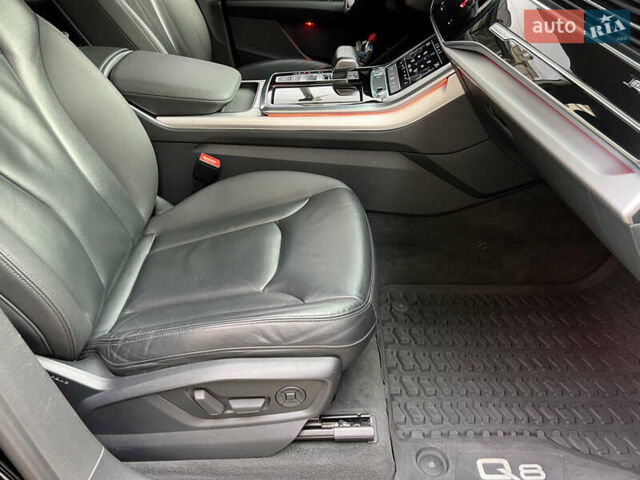 Ауди Q8, объемом двигателя 2.97 л и пробегом 190 тыс. км за 47500 $, фото 14 на Automoto.ua