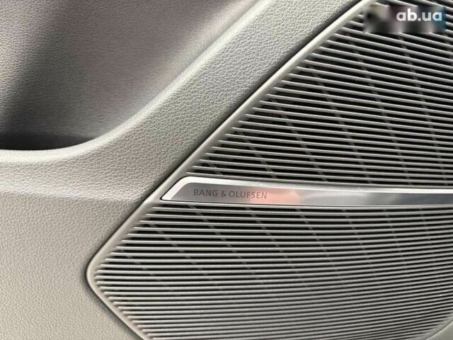 Ауди Q8, объемом двигателя 3 л и пробегом 71 тыс. км за 59990 $, фото 28 на Automoto.ua