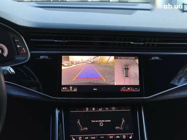 Ауди Q8, объемом двигателя 0 л и пробегом 164 тыс. км за 47500 $, фото 24 на Automoto.ua
