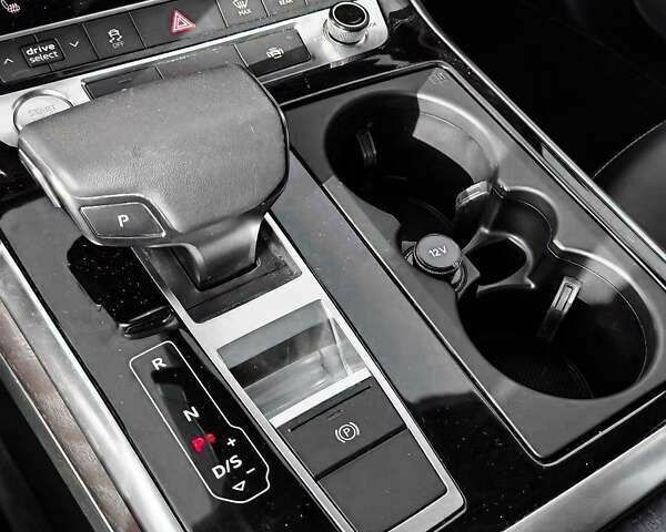 Ауді Q8, об'ємом двигуна 3 л та пробігом 152 тис. км за 42500 $, фото 21 на Automoto.ua