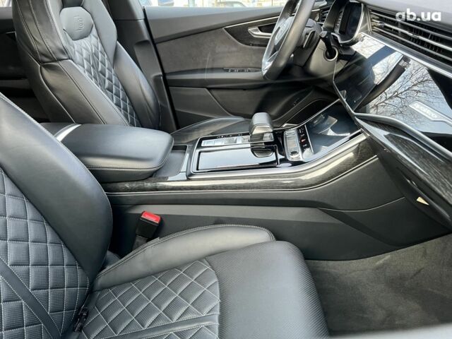 Ауди Q8, объемом двигателя 3 л и пробегом 25 тыс. км за 81467 $, фото 16 на Automoto.ua