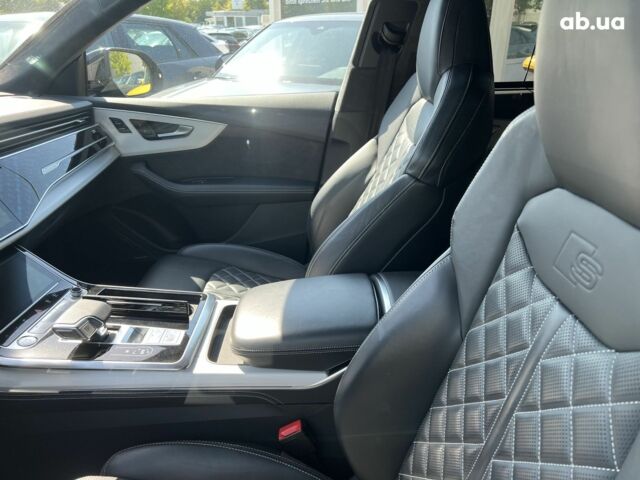 Ауди Q8, объемом двигателя 3 л и пробегом 86 тыс. км за 77380 $, фото 11 на Automoto.ua