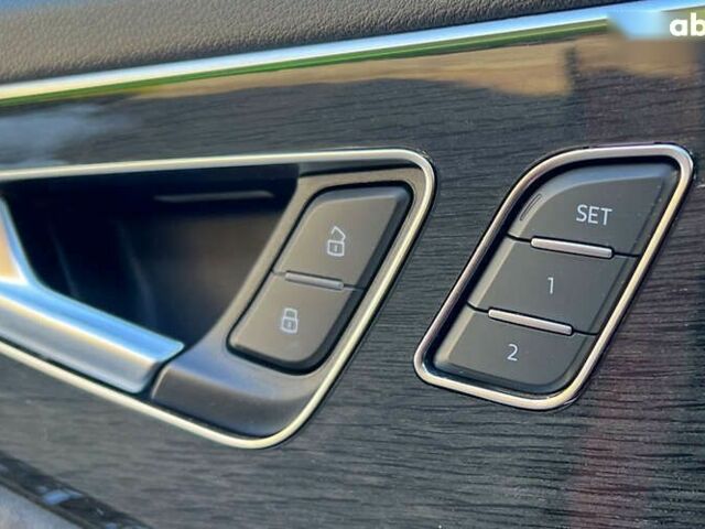 Ауди Q8, объемом двигателя 3 л и пробегом 61 тыс. км за 58900 $, фото 20 на Automoto.ua