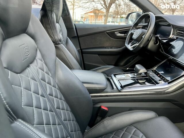 Ауди Q8, объемом двигателя 3 л и пробегом 25 тыс. км за 81467 $, фото 15 на Automoto.ua