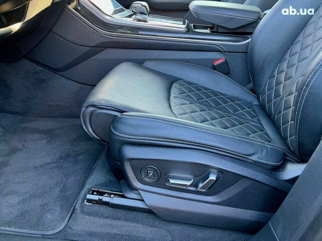 Ауди Q8, объемом двигателя 3 л и пробегом 46 тыс. км за 85988 $, фото 25 на Automoto.ua
