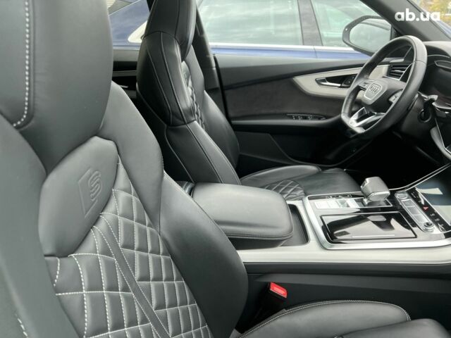 Ауди Q8, объемом двигателя 3 л и пробегом 46 тыс. км за 90704 $, фото 3 на Automoto.ua