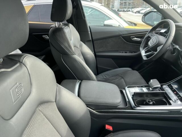 Ауди Q8, объемом двигателя 3 л и пробегом 56 тыс. км за 74033 $, фото 26 на Automoto.ua