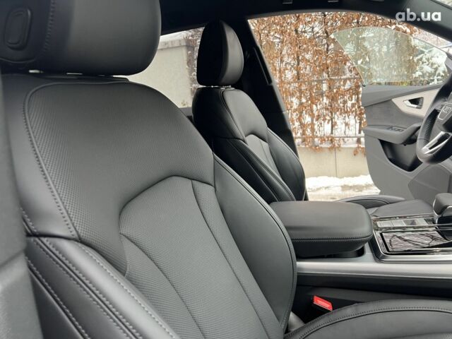 Ауди Q8, объемом двигателя 3 л и пробегом 56 тыс. км за 80206 $, фото 7 на Automoto.ua