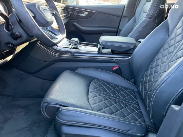Ауди Q8, объемом двигателя 3 л и пробегом 46 тыс. км за 85988 $, фото 23 на Automoto.ua