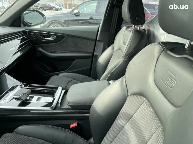 Ауди Q8, объемом двигателя 3 л и пробегом 56 тыс. км за 74033 $, фото 7 на Automoto.ua