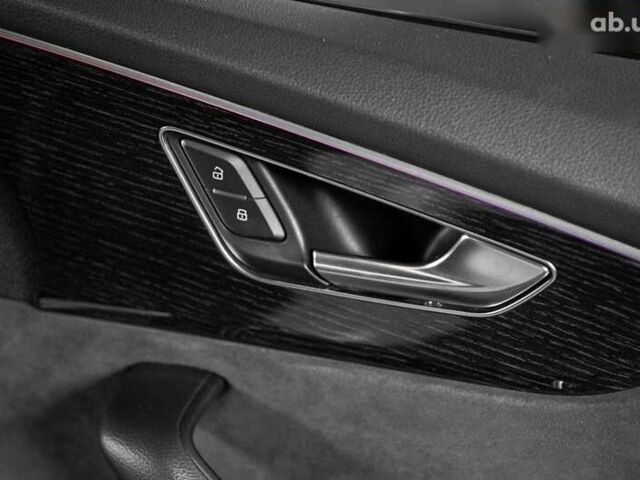 Ауди Q8, объемом двигателя 0 л и пробегом 68 тыс. км за 73500 $, фото 8 на Automoto.ua