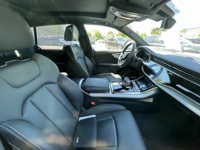 Ауди Q8, объемом двигателя 3 л и пробегом 20 тыс. км за 91509 $, фото 14 на Automoto.ua