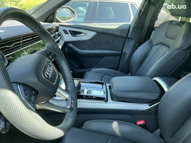 Ауди Q8, объемом двигателя 3 л и пробегом 20 тыс. км за 91509 $, фото 5 на Automoto.ua