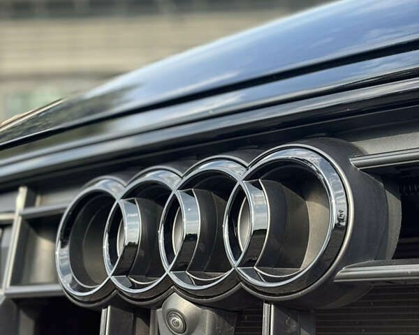 Ауди Q8, объемом двигателя 0 л и пробегом 27 тыс. км за 71900 $, фото 22 на Automoto.ua