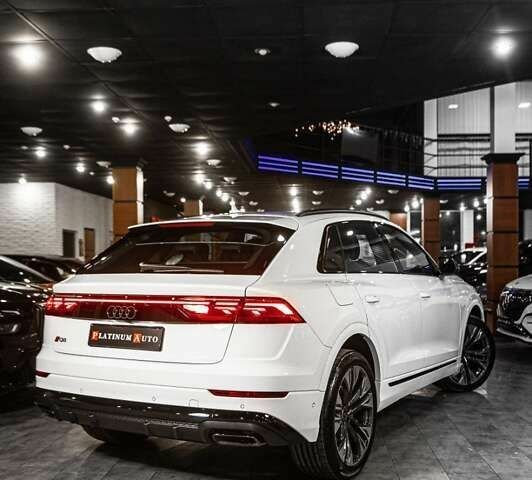 Ауди Q8, объемом двигателя 3 л и пробегом 1 тыс. км за 92900 $, фото 3 на Automoto.ua
