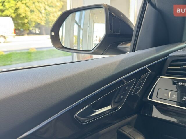 Ауди Q8, объемом двигателя 2.97 л и пробегом 0 тыс. км за 105328 $, фото 10 на Automoto.ua