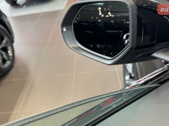 Ауди Q8, объемом двигателя 2.97 л и пробегом 0 тыс. км за 99309 $, фото 7 на Automoto.ua