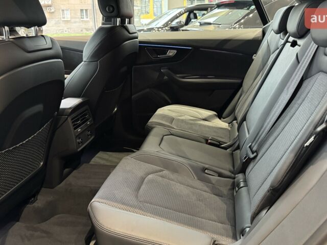 Ауді Q8, об'ємом двигуна 2.97 л та пробігом 0 тис. км за 95660 $, фото 14 на Automoto.ua