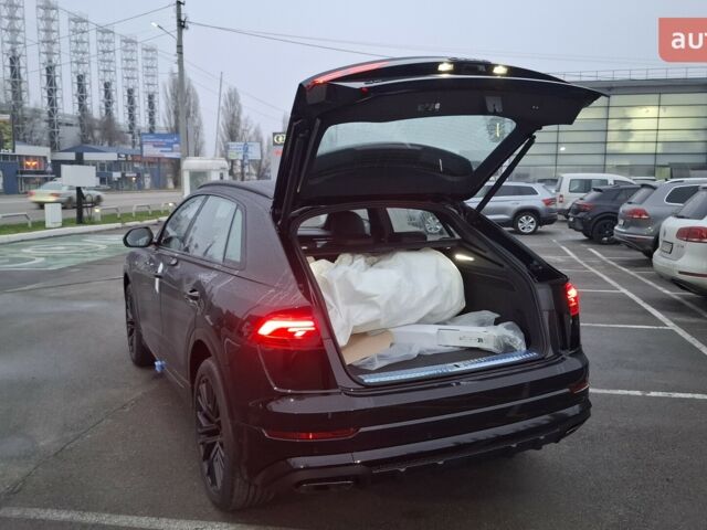 купить новое авто Ауди Q8 2025 года от официального дилера Порше Захід Ауди фото
