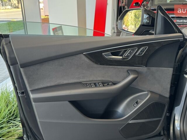 Ауди Q8, объемом двигателя 2.97 л и пробегом 0 тыс. км за 105328 $, фото 6 на Automoto.ua