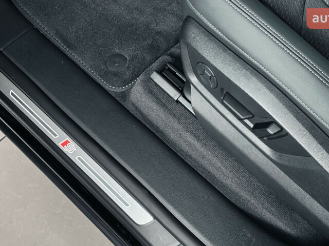 купити нове авто Ауді Q8 2025 року від офіційного дилера Порше Захід Ауді фото