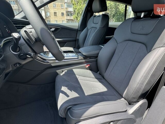 Ауді Q8, об'ємом двигуна 2.97 л та пробігом 0 тис. км за 98336 $, фото 10 на Automoto.ua