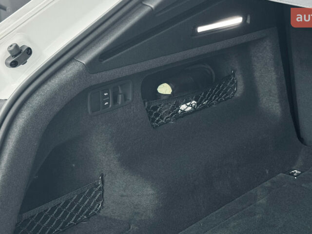 купити нове авто Ауді Q8 2025 року від офіційного дилера Порше Захід Ауді фото