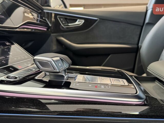 Ауди Q8, объемом двигателя 2.97 л и пробегом 0 тыс. км за 105123 $, фото 16 на Automoto.ua