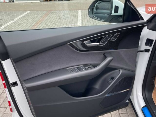Ауді Q8, об'ємом двигуна 2.97 л та пробігом 0 тис. км за 103848 $, фото 11 на Automoto.ua