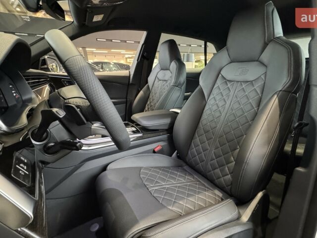 Ауди Q8, объемом двигателя 2.97 л и пробегом 0 тыс. км за 107158 $, фото 11 на Automoto.ua