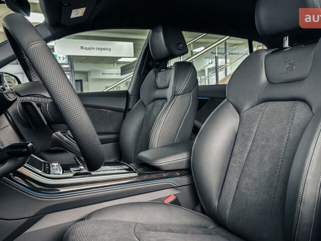 купити нове авто Ауді Q8 2025 року від офіційного дилера Порше Захід Ауді фото