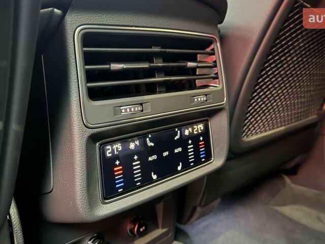 Ауди Q8, объемом двигателя 2.97 л и пробегом 0 тыс. км за 114638 $, фото 13 на Automoto.ua