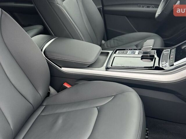 Ауді Q8, об'ємом двигуна 2.97 л та пробігом 0 тис. км за 79200 $, фото 3 на Automoto.ua