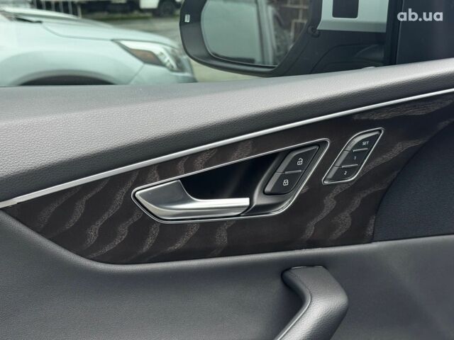 Серый Ауди Q8, объемом двигателя 3 л и пробегом 21 тыс. км за 58990 $, фото 13 на Automoto.ua