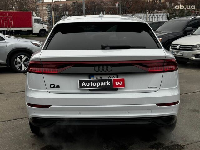 Серый Ауди Q8, объемом двигателя 3 л и пробегом 21 тыс. км за 58990 $, фото 5 на Automoto.ua