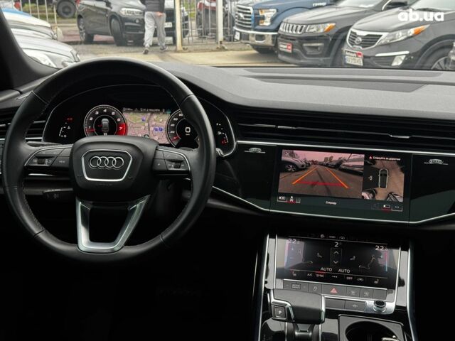 Серый Ауди Q8, объемом двигателя 3 л и пробегом 21 тыс. км за 58990 $, фото 37 на Automoto.ua