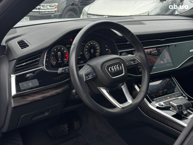 Серый Ауди Q8, объемом двигателя 3 л и пробегом 21 тыс. км за 58990 $, фото 17 на Automoto.ua