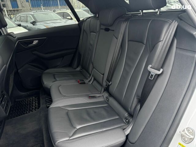Серый Ауди Q8, объемом двигателя 3 л и пробегом 21 тыс. км за 58990 $, фото 34 на Automoto.ua