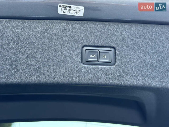 Ауди Q8 2018 в Львове на Automoto.ua Серый Ауди Q8, объемом двигателя 3 л и пробегом 107 тыс. км за 57000 $, фото 39 на Automoto.ua