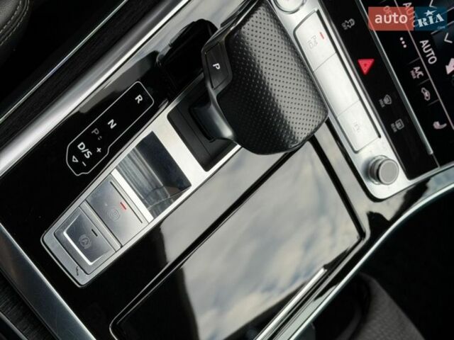 Серый Ауди Q8, объемом двигателя 3 л и пробегом 193 тыс. км за 49999 $, фото 39 на Automoto.ua