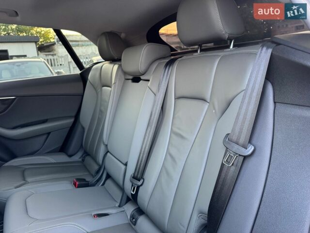 Сірий Ауді Q8, об'ємом двигуна 3 л та пробігом 194 тис. км за 39900 $, фото 52 на Automoto.ua