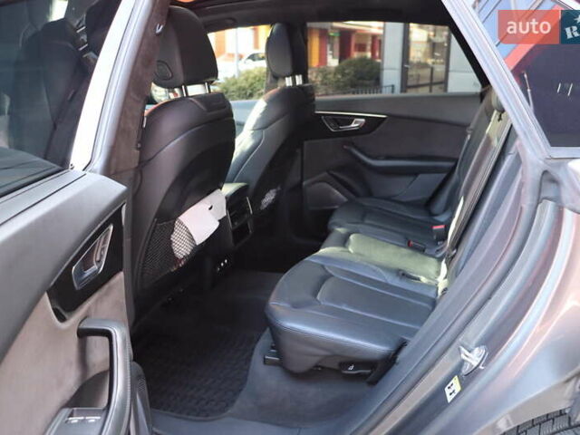 Серый Ауди Q8, объемом двигателя 3 л и пробегом 144 тыс. км за 54900 $, фото 38 на Automoto.ua