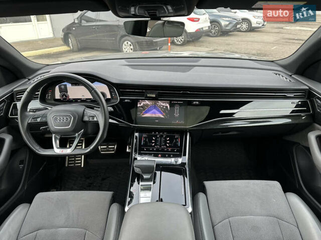 Серый Ауди Q8, объемом двигателя 3 л и пробегом 179 тыс. км за 51000 $, фото 20 на Automoto.ua
