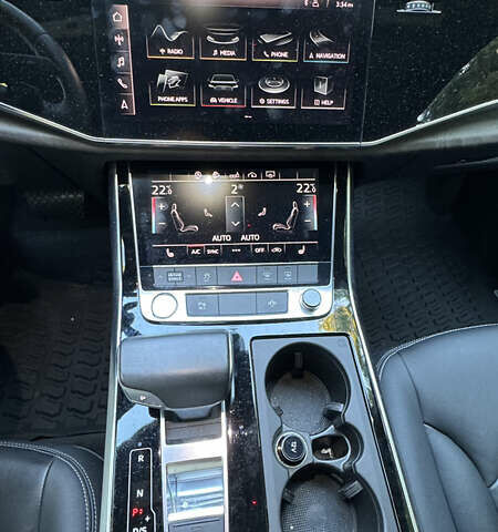 Серый Ауди Q8, объемом двигателя 3 л и пробегом 77 тыс. км за 48900 $, фото 34 на Automoto.ua