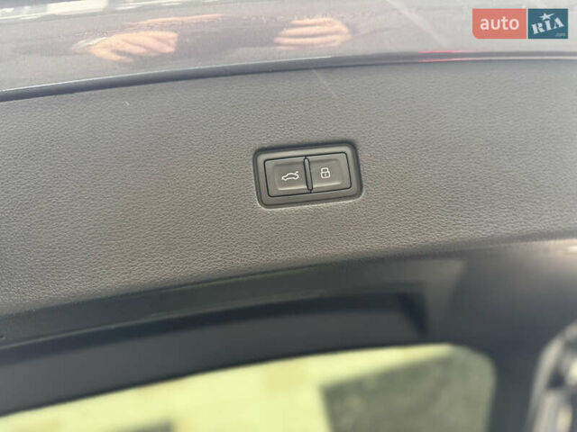 Серый Ауди Q8, объемом двигателя 3 л и пробегом 97 тыс. км за 51900 $, фото 46 на Automoto.ua