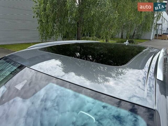 Сірий Ауді Q8, об'ємом двигуна 3 л та пробігом 112 тис. км за 65000 $, фото 35 на Automoto.ua