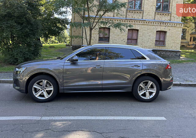 Серый Ауди Q8, объемом двигателя 3 л и пробегом 77 тыс. км за 48900 $, фото 12 на Automoto.ua